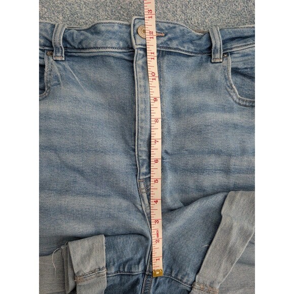 American Eagle Outfitters Denim High Waist Cuffed Mom Short Women's Size 18 - Picture 7 of 8